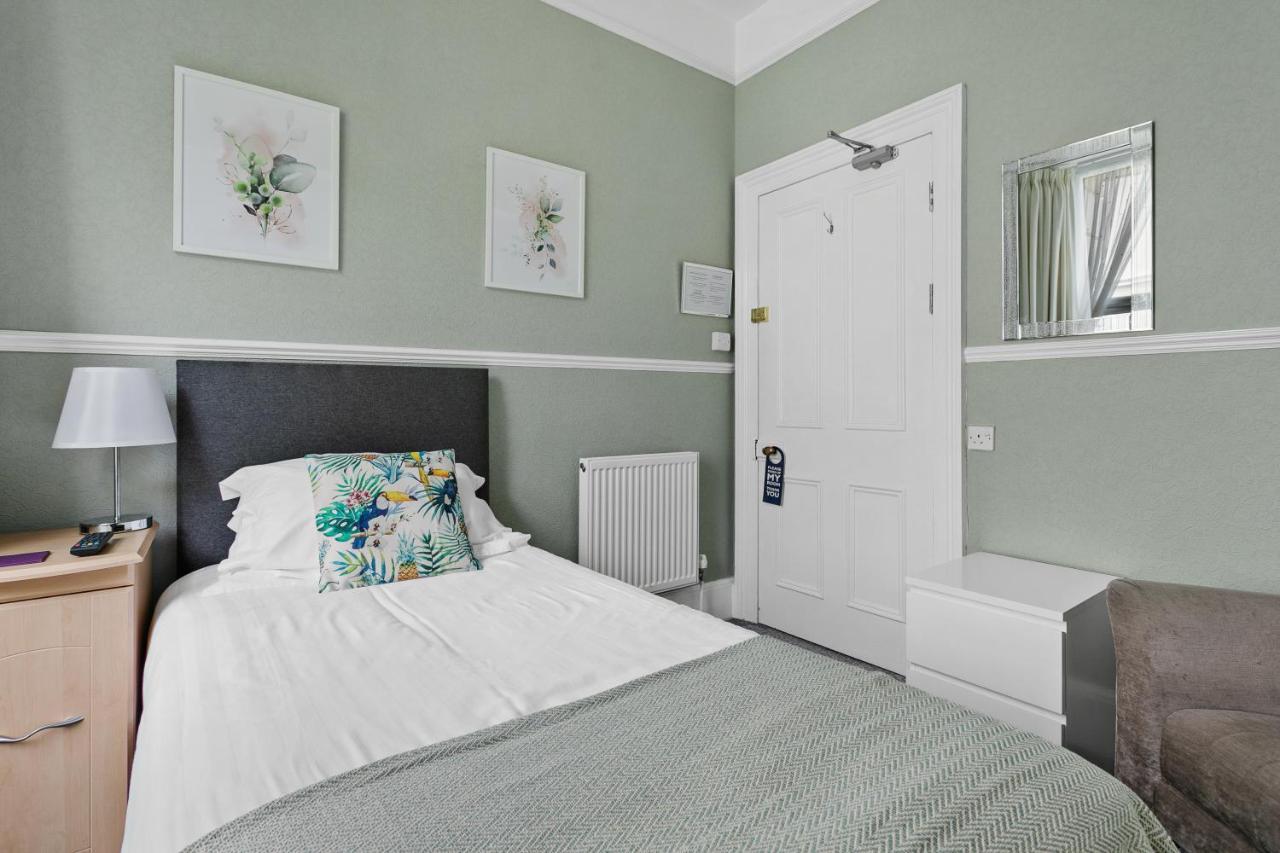 The Netley Bed & Breakfast Torquay Ngoại thất bức ảnh